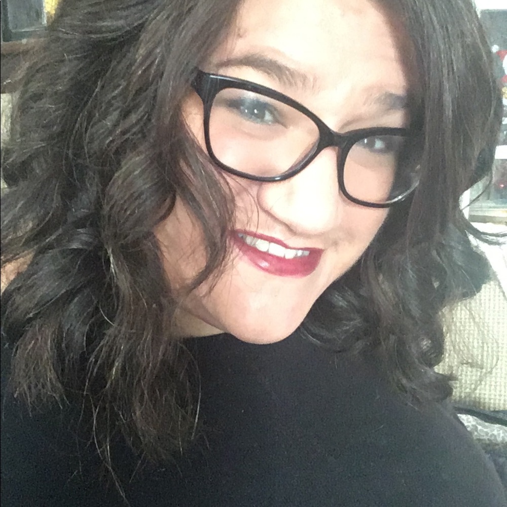 Meet your Posher, Amanda